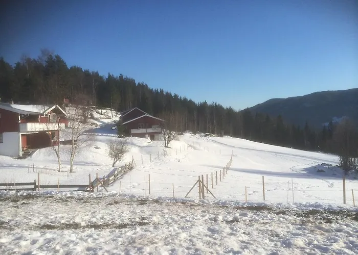 Asgardane Gjestegard 팜스테이 *